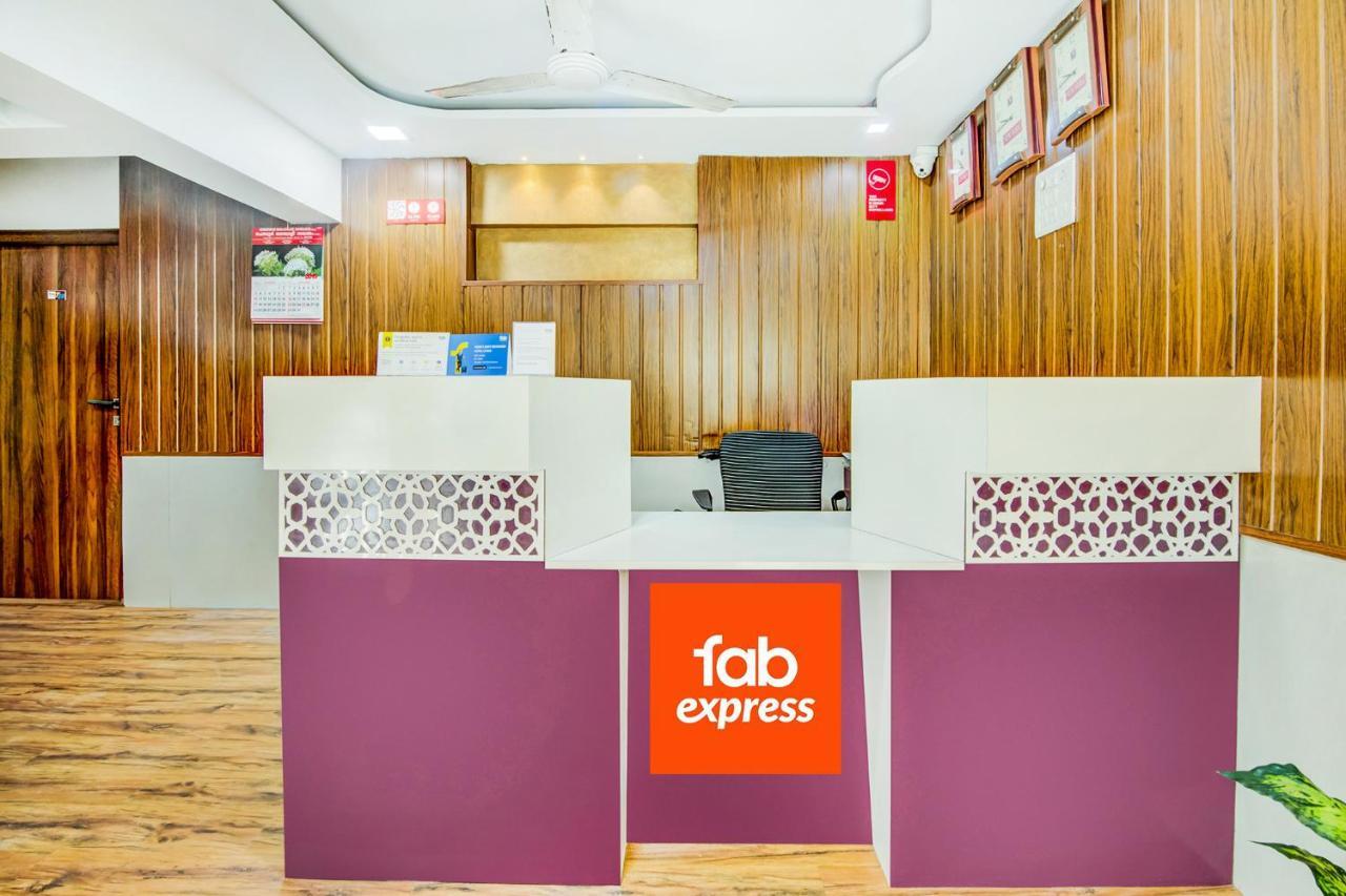 Fabexpress Terminus Square Hotel Bombay Exterior foto